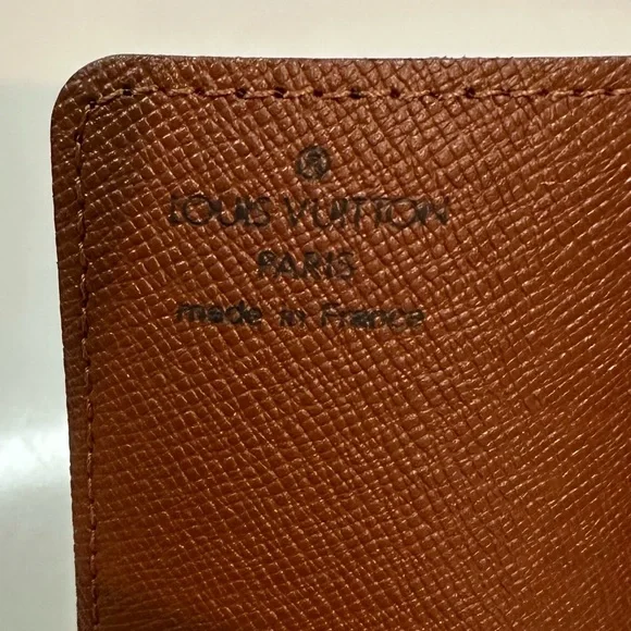 Louis Vuitton Monogram Porte Cartes Credit Pression - Picture 3 of 7